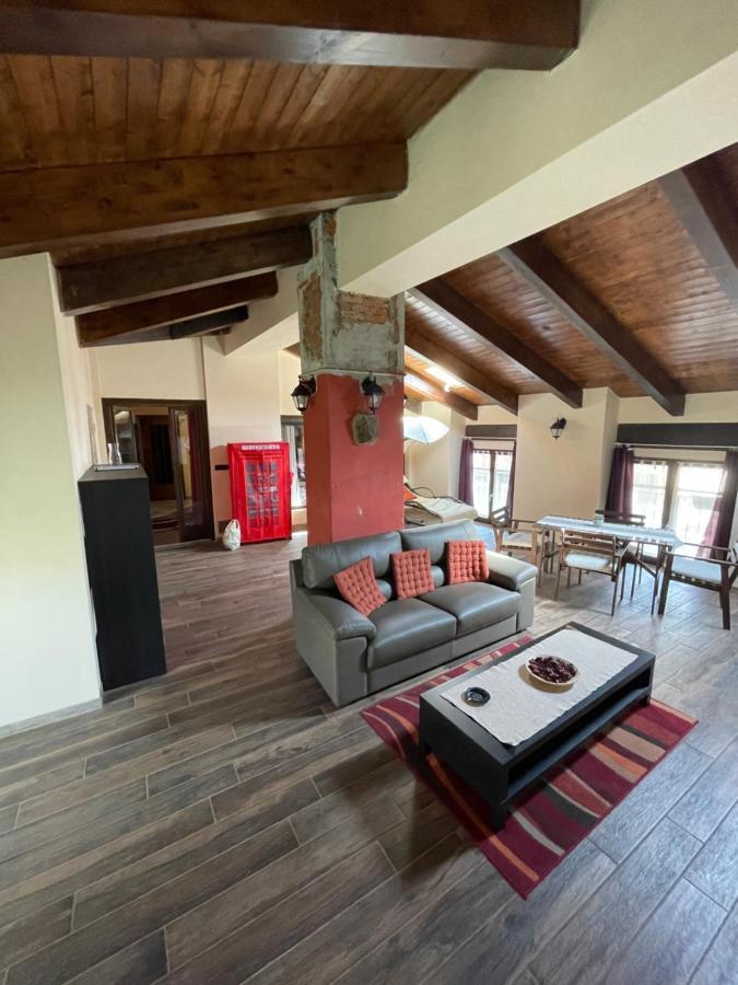 'La Buffa', Elegante Appartamento A Giaveno By Confirenthouse ภายนอก รูปภาพ